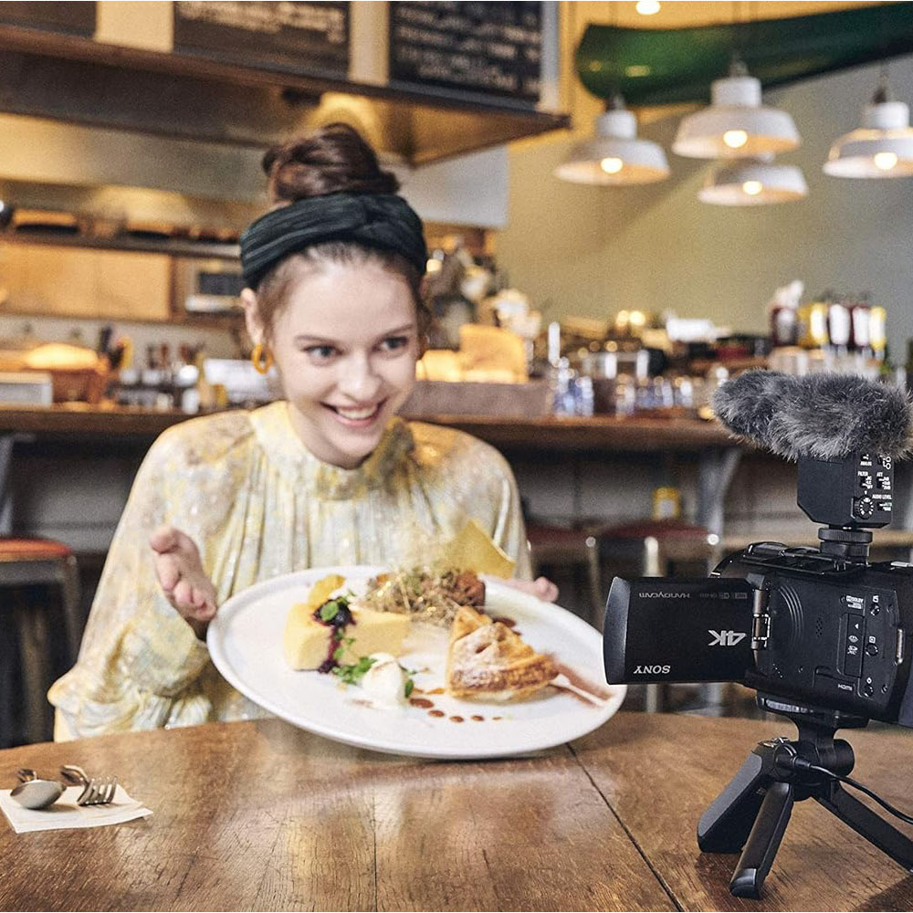 Sony FDR-AX43 | Ultra HD (UHD) 4K Compact Camcorder